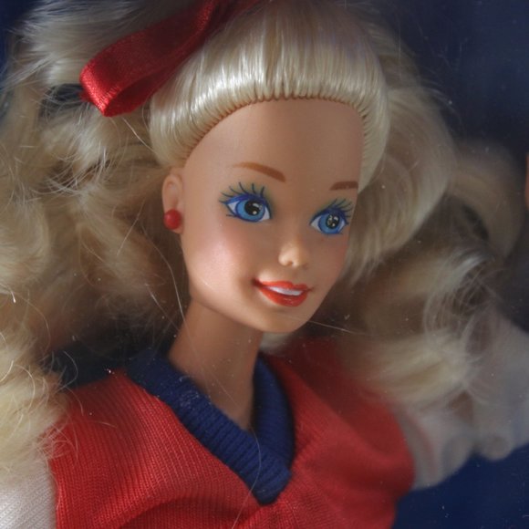 NWB 1992 Back To School Limited Edition Barbie - Picture 4 of 8